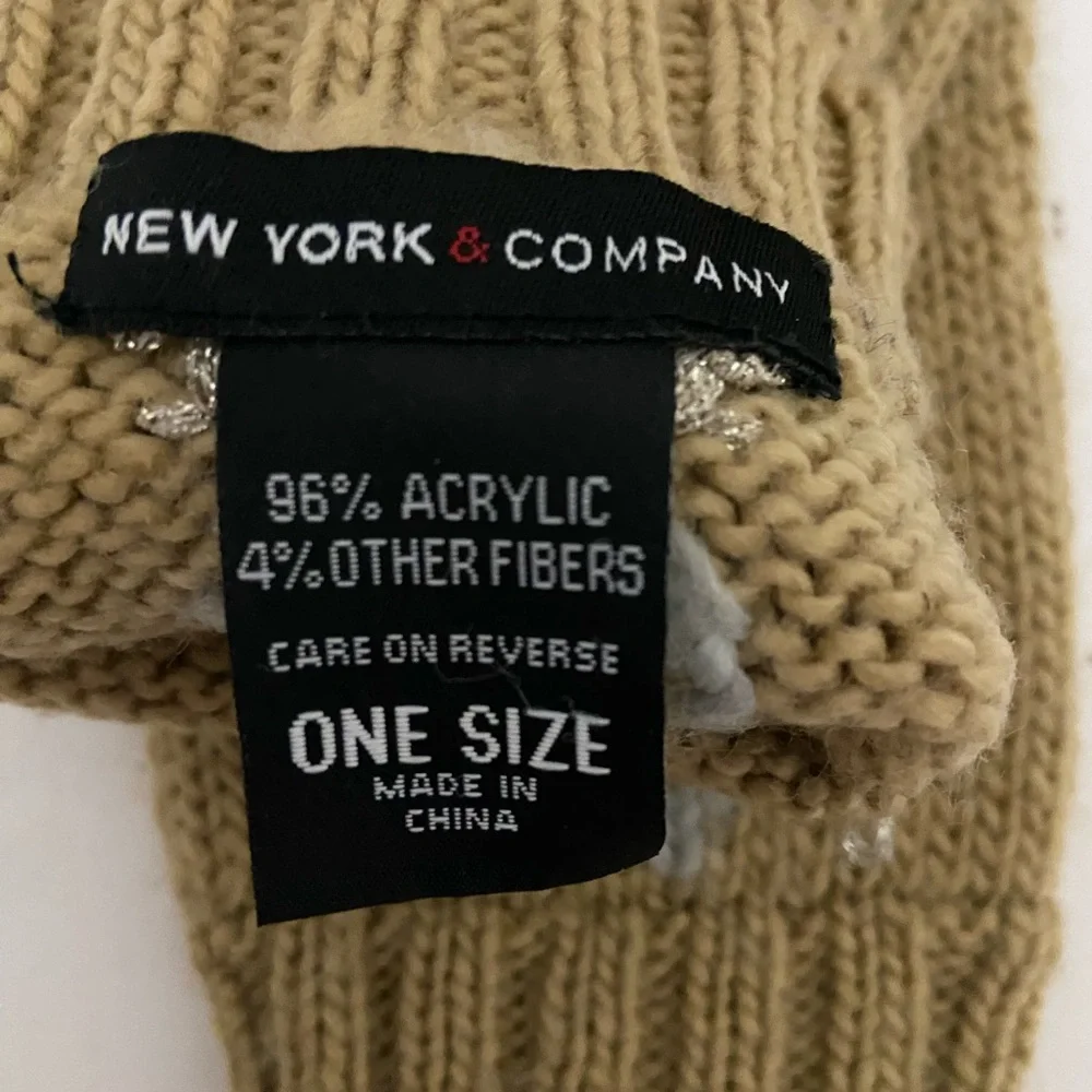 💢 NEW YORK & COMPANY KNIT GLOVES💢